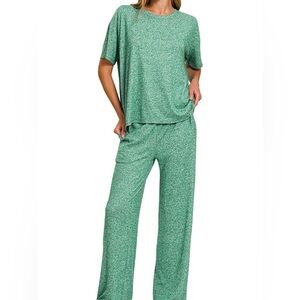 NWT Zenana Heather Green Short Sleeve Tee Flare Leg Pants Matching Lounge Set
